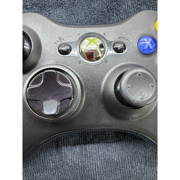 Official Microsoft Xbox 360 Black Wireless Controller - Picture 4 of 10